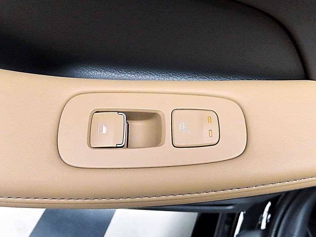 HYUNDAI Sonata - Vista 12