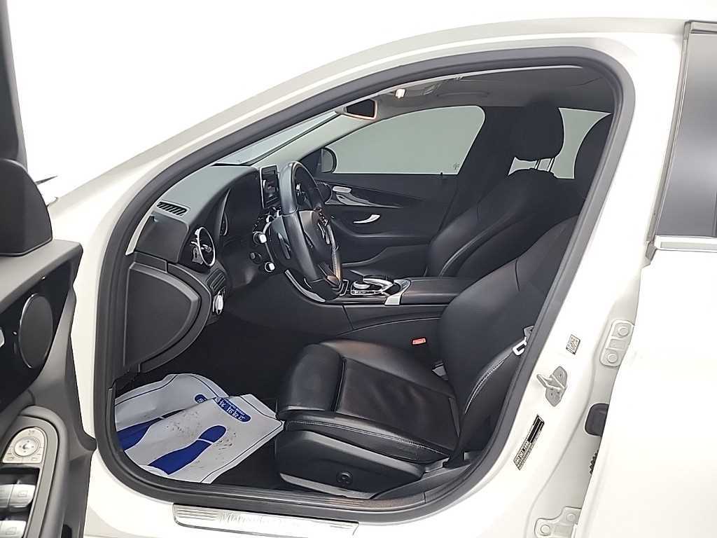 Mercedes Benz C Class - Vista 11