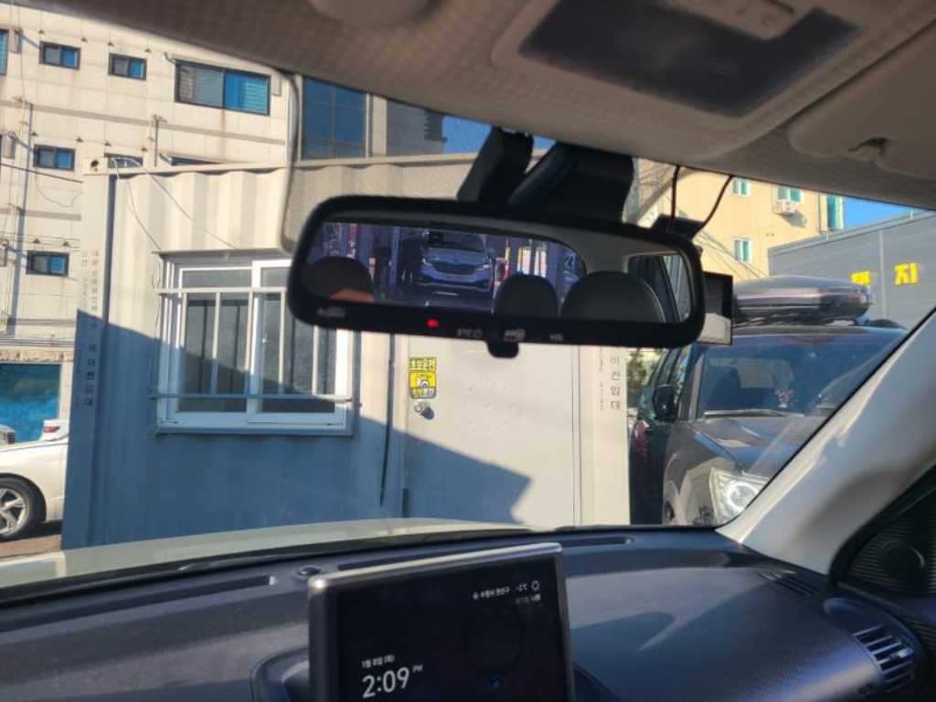 HYUNDAI Casper - Vista 12