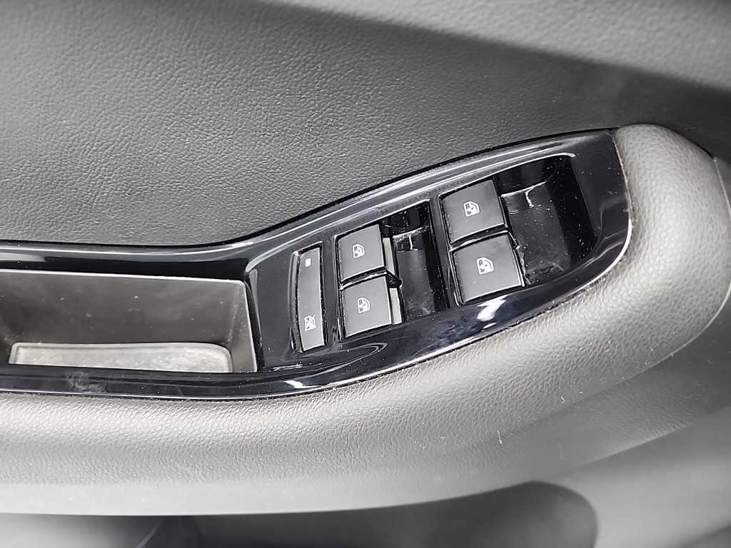 Chevrolet Orlando 2015 Blanco - Importación desde Corea - HF Imports Iquique - Foto 17