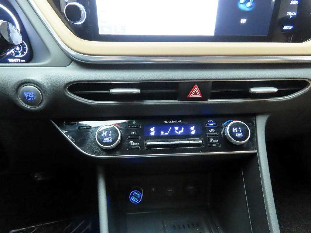 HYUNDAI Sonata - Vista 10