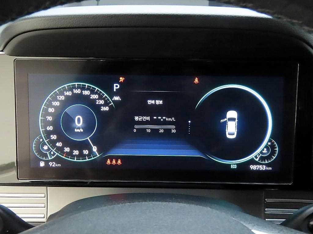 HYUNDAI Grandeur - Vista 7