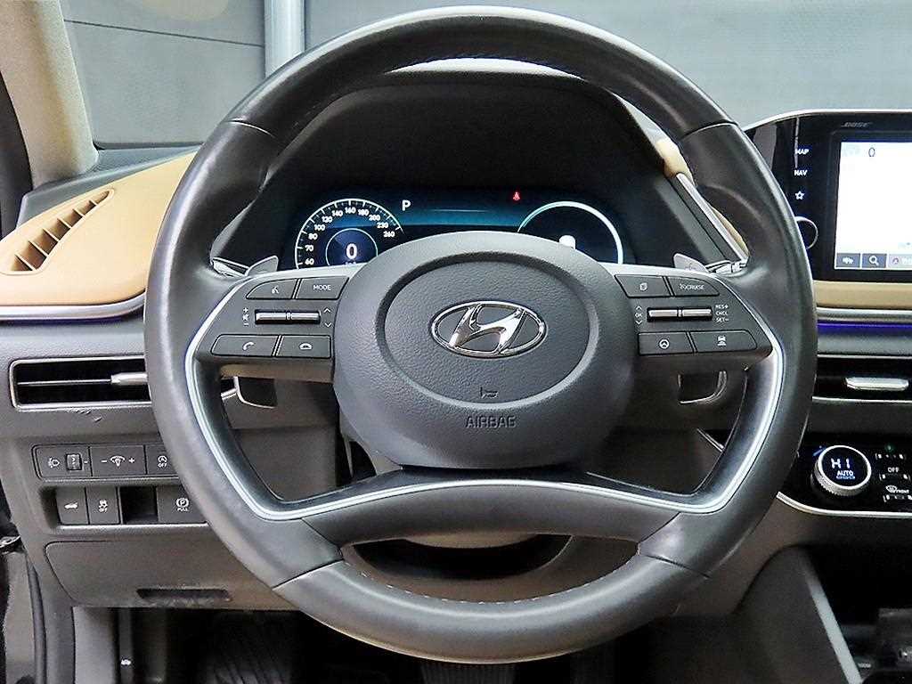 HYUNDAI Sonata - Vista 9