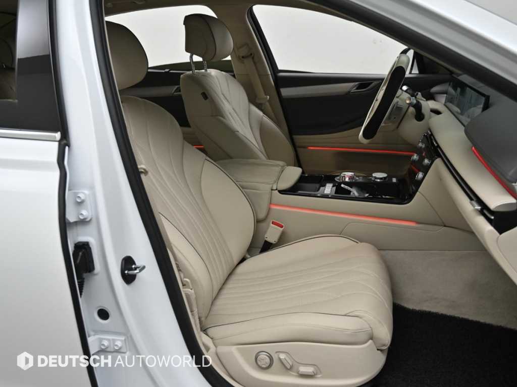 Genesis G80 - Vista 10