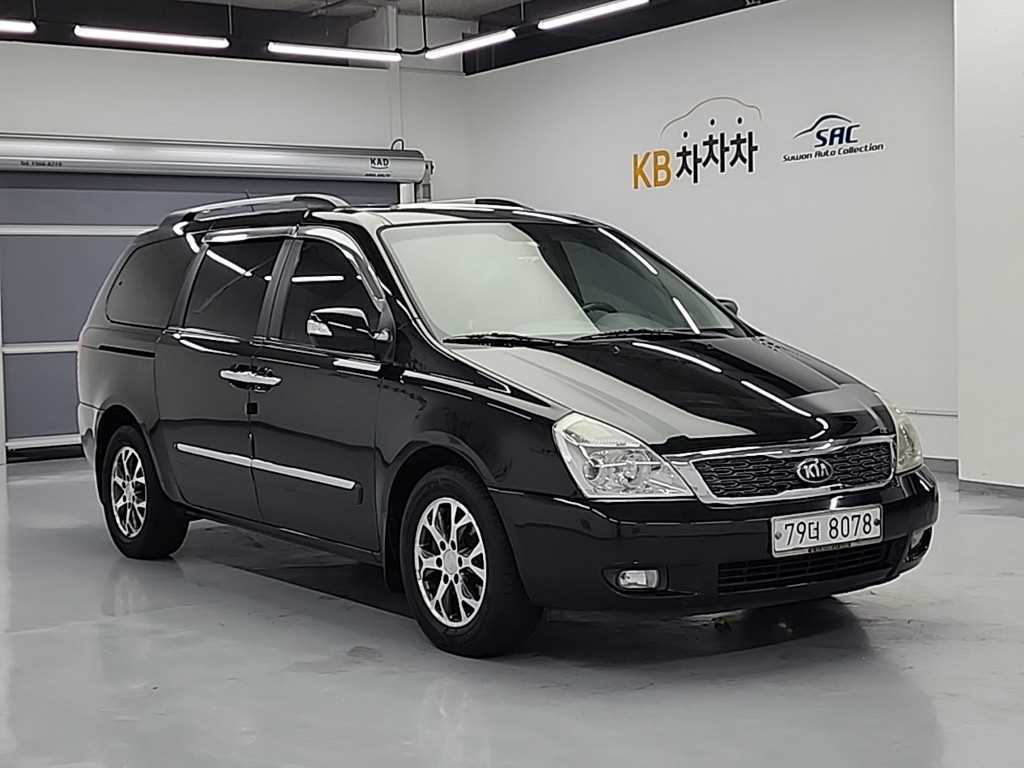 KIA Carnival - Vista 4