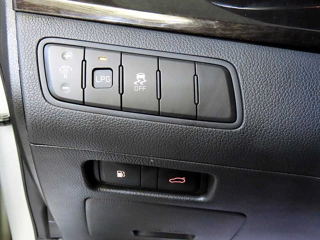 KIA K7 2013 Plateado - Importación desde Corea - HF Imports Iquique - Foto 14