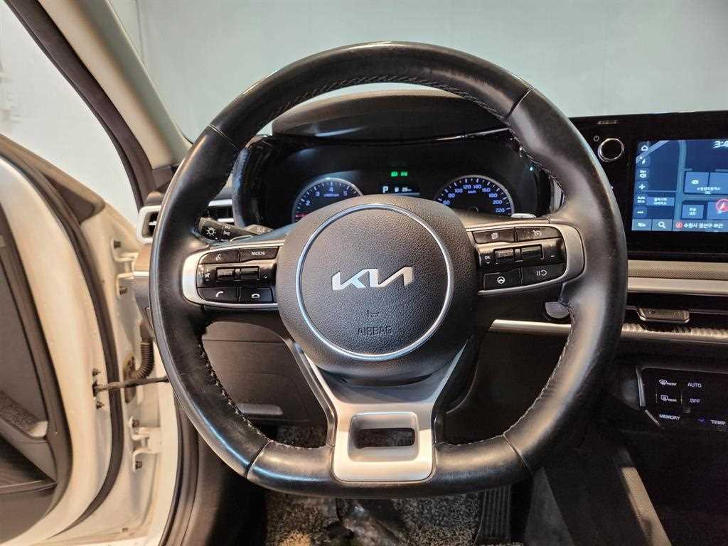 KIA K5 - Vista 7