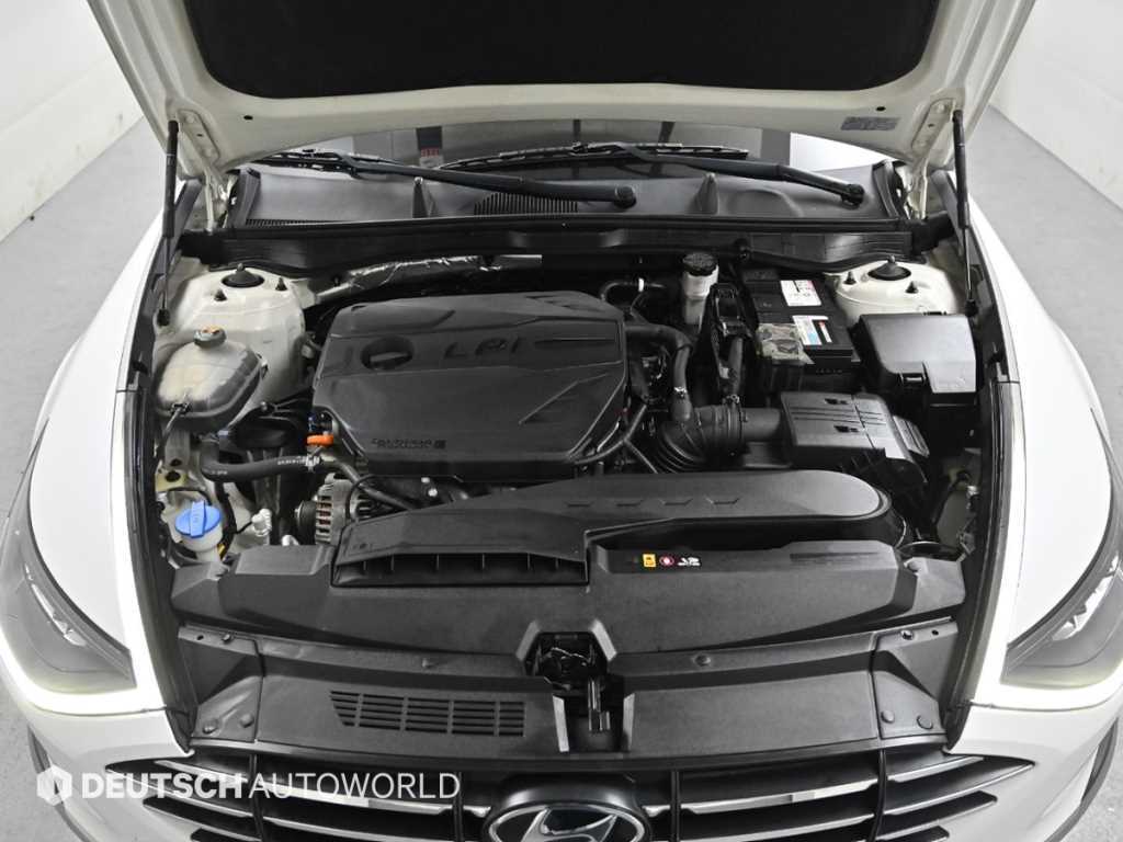 HYUNDAI Sonata - Vista 6