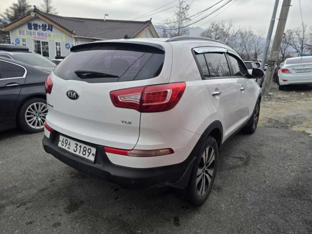 KIA Sportage - Vista 4