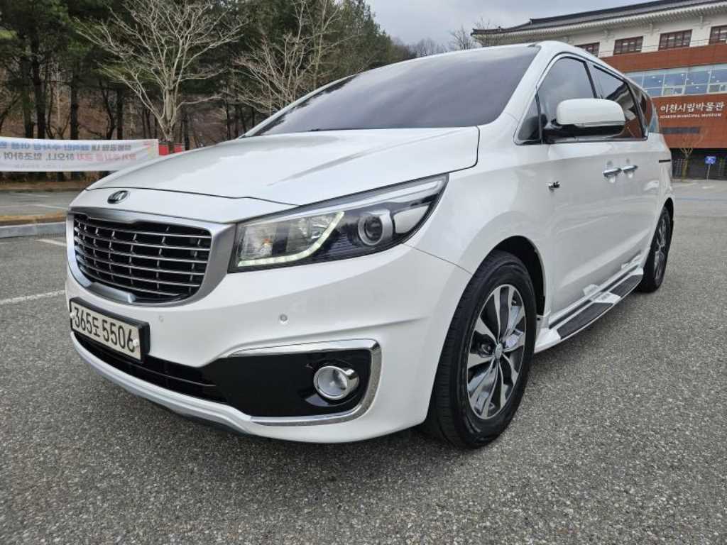 KIA Carnival 2018 - Importación desde Corea - HF Imports Iquique - Foto 1