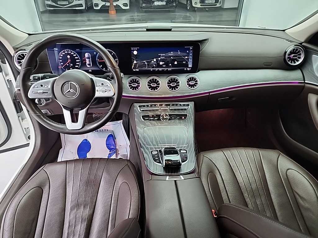 Mercedes Benz CLS Class - Vista 7