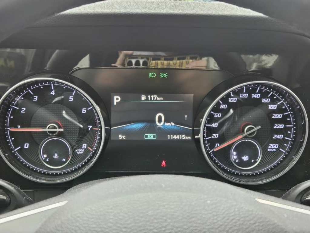 HYUNDAI Grandeur - Vista 12