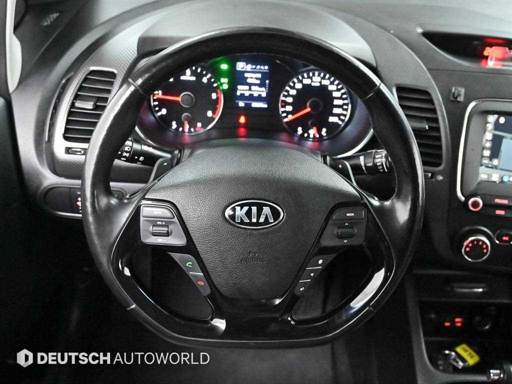 KIA K3 2018 Azul - Importación desde Corea - HF Imports Iquique - Foto 13