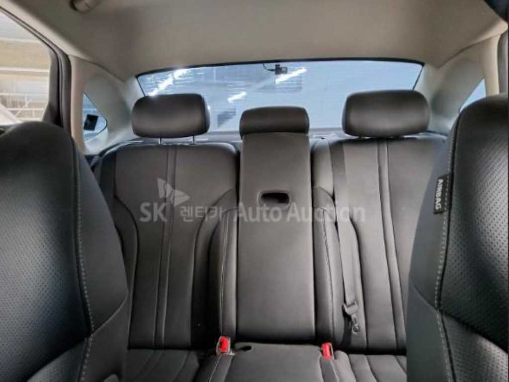 Genesis G80 - Vista 9