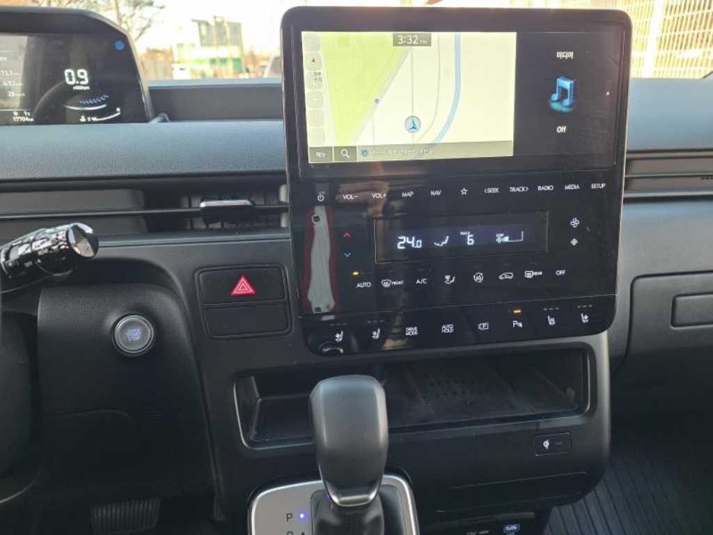 HYUNDAI Staria 2025 Negro - Importación desde Corea - HF Imports Iquique - Foto 14