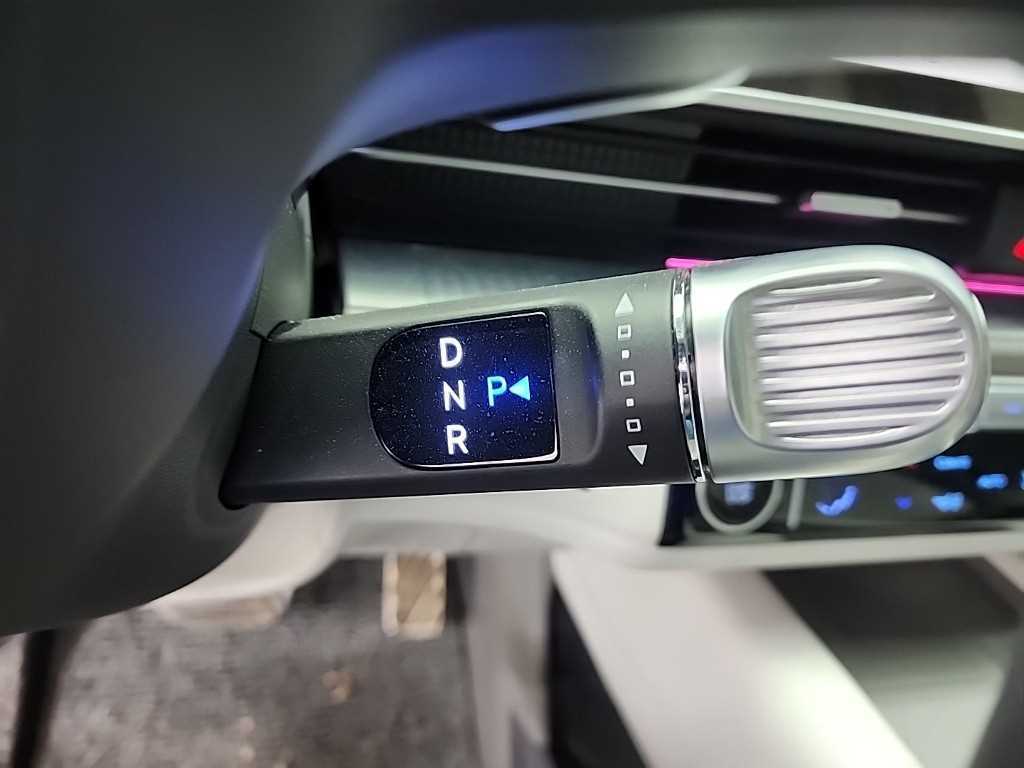 HYUNDAI Ioniq 6 - Vista 7