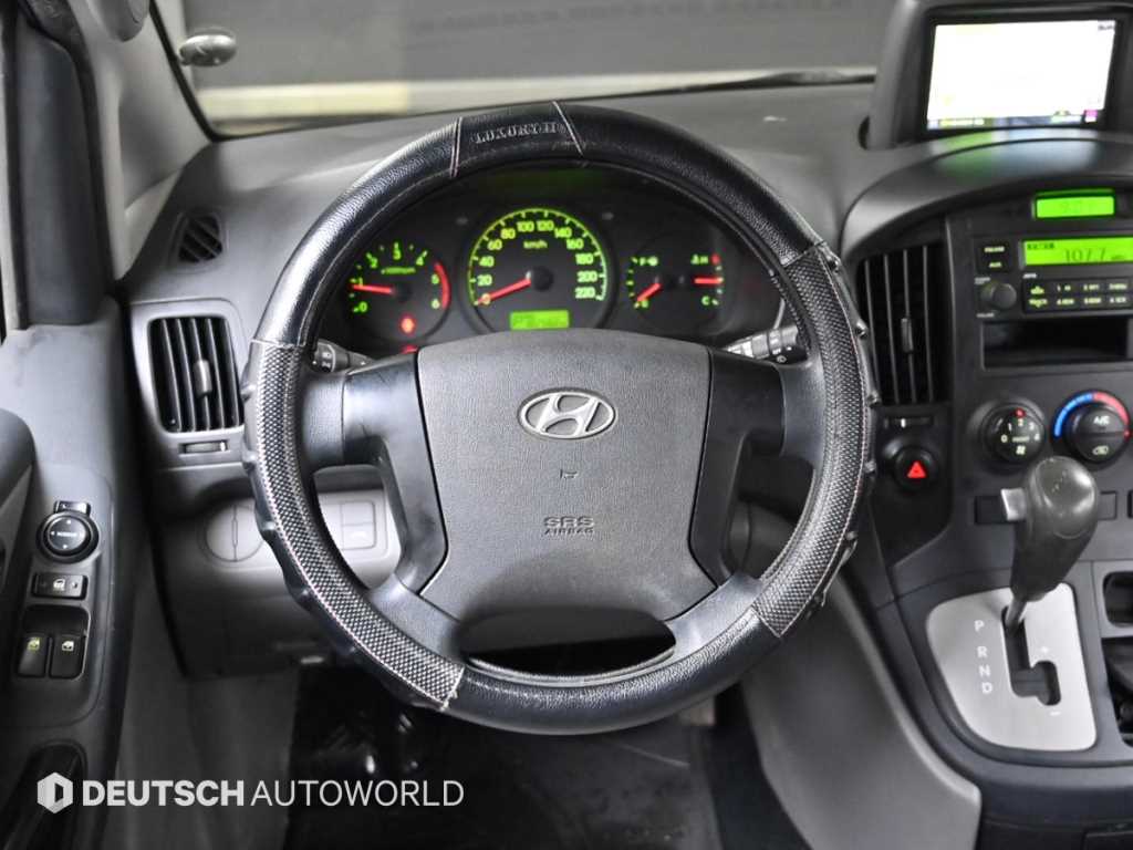 HYUNDAI Starex 2012 Gris - Importación desde Corea - HF Imports Iquique - Foto 13