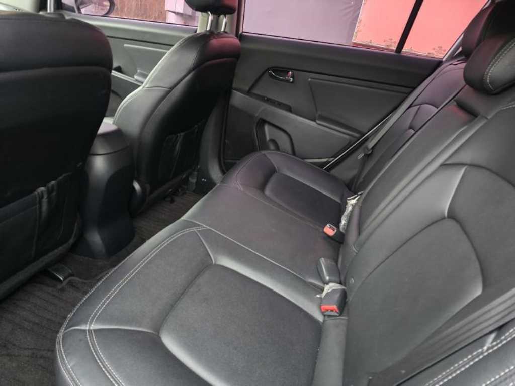 KIA Sportage - Vista 8