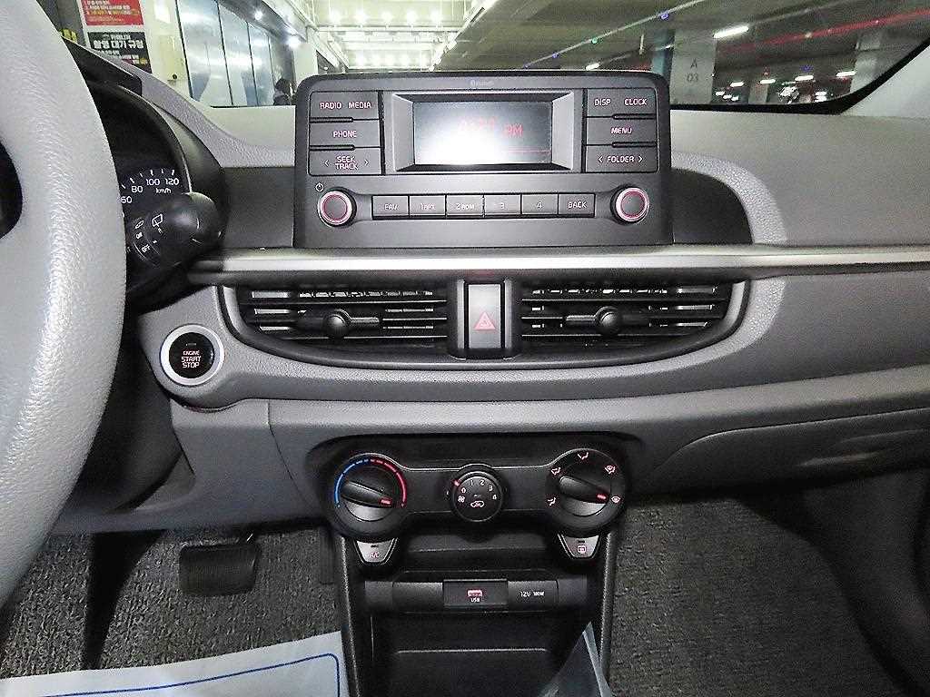 KIA Morning - Vista 11