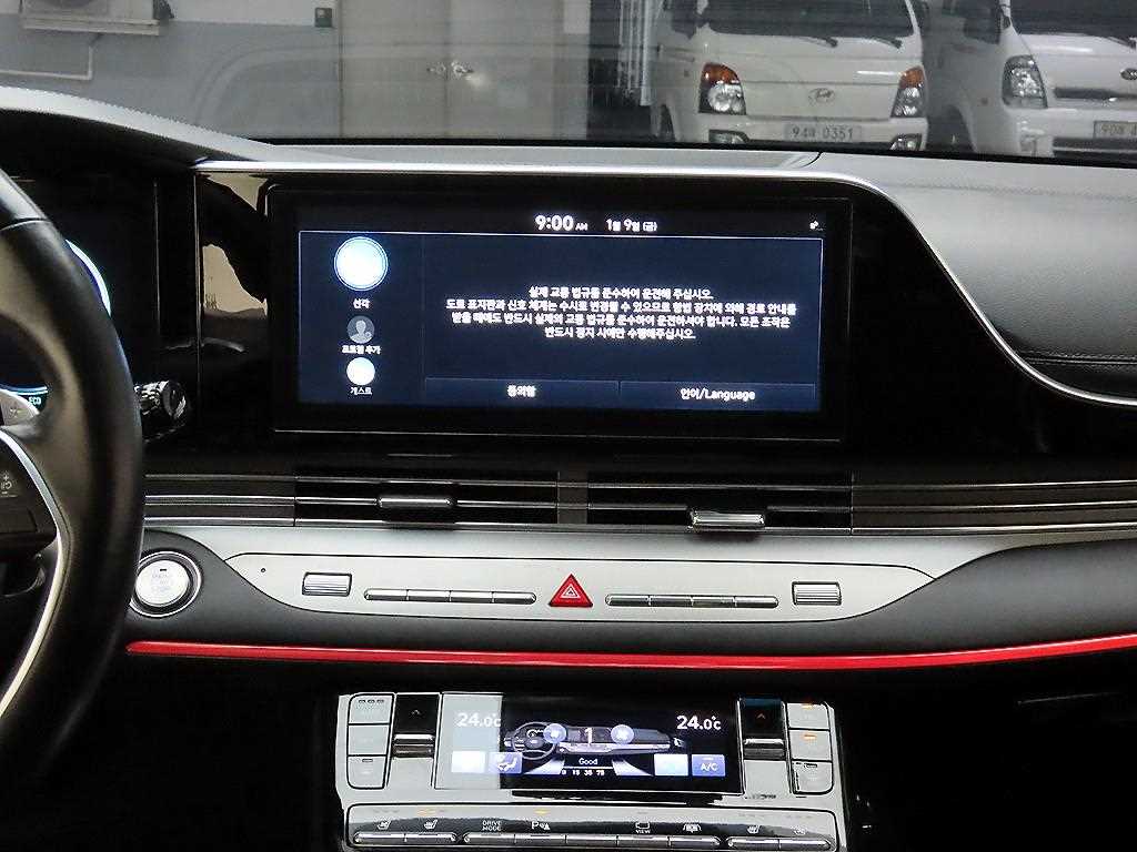 HYUNDAI Grandeur - Vista 10