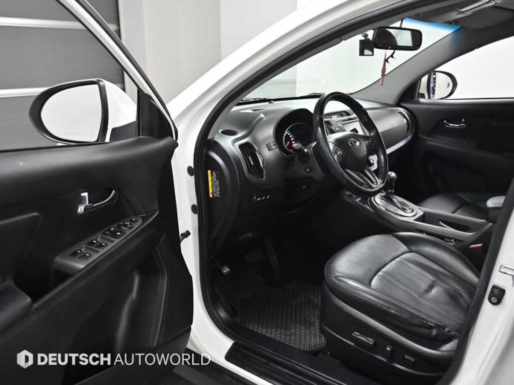 KIA Sportage - Vista 11