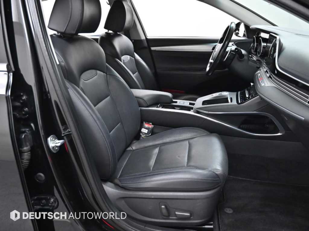 HYUNDAI Grandeur - Vista 10