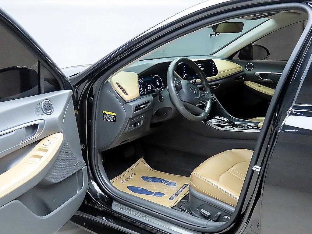 HYUNDAI Sonata - Vista 5