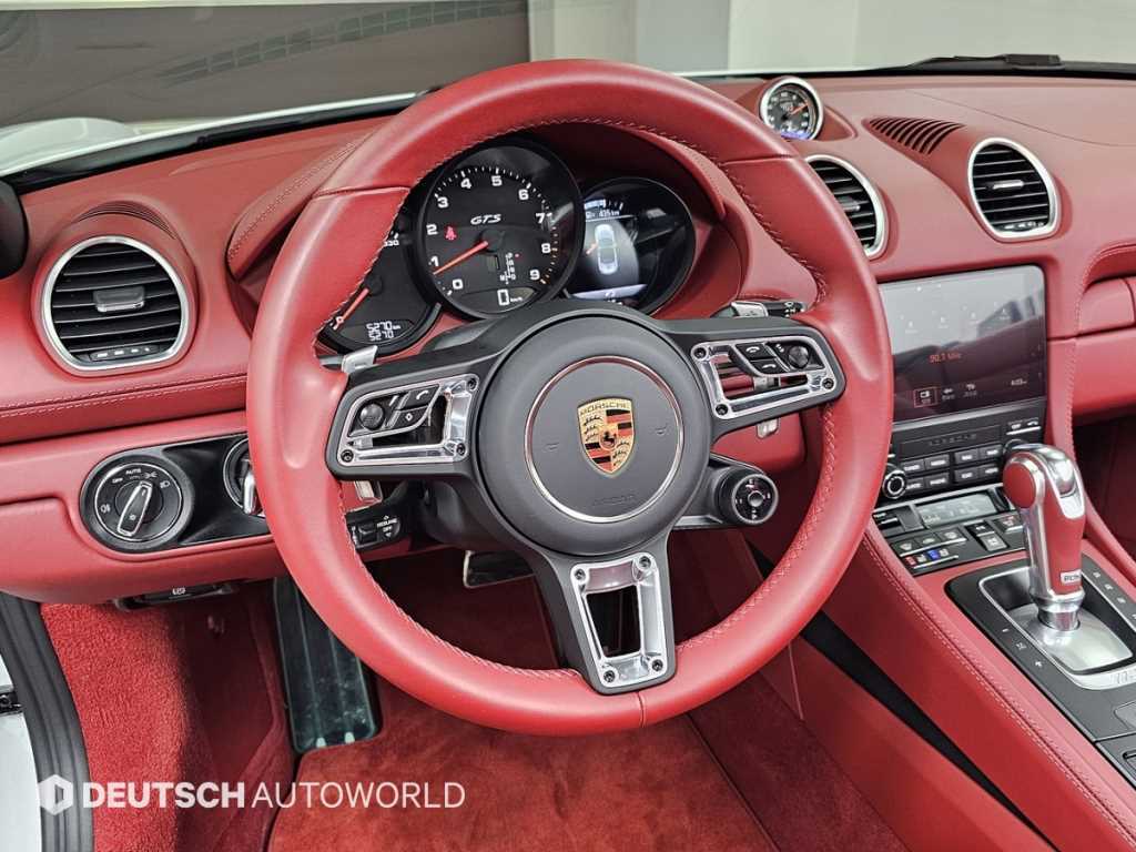 Porsche 718 2024 Blanco - Importación desde Corea - HF Imports Iquique - Foto 13