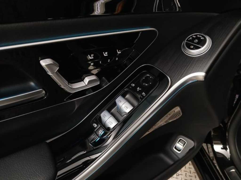 Mercedes Benz S Class - Vista 9