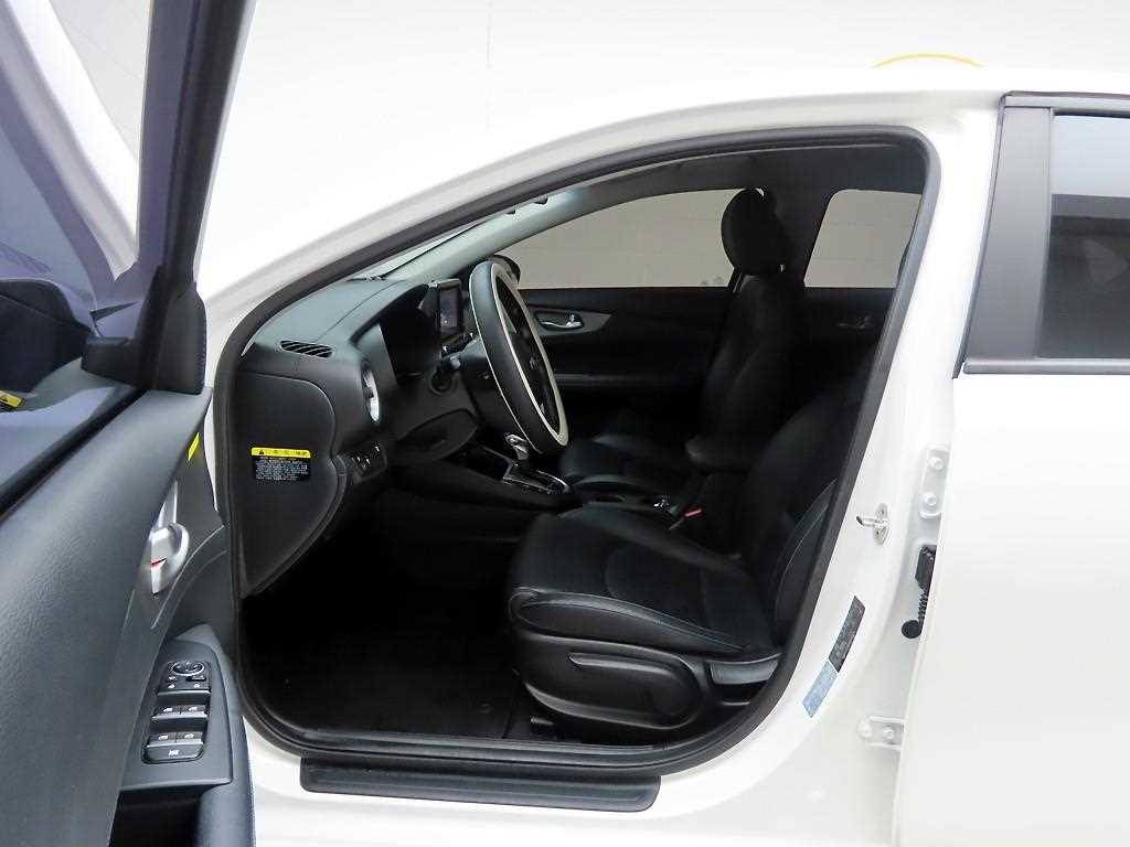 KIA K3 2019 Blanco - Importación desde Corea - HF Imports Iquique - Foto 13