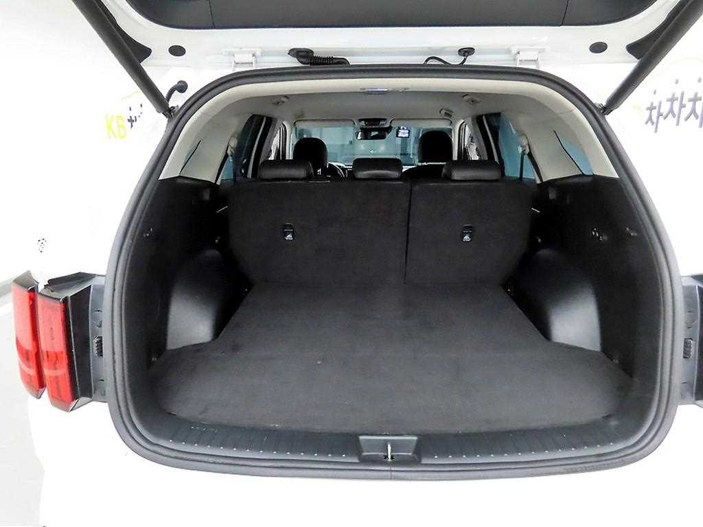 KIA Sorento - Vista 5