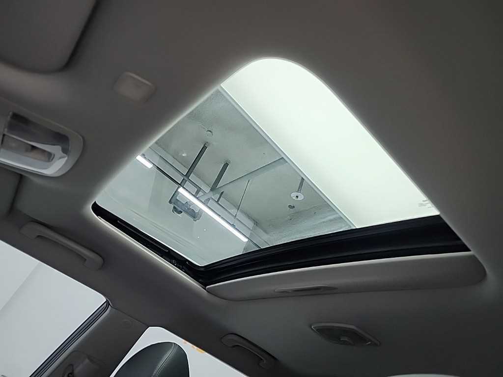 Ssangyong Tivoli 2022 Gris - Importación desde Corea - HF Imports Iquique - Foto 14