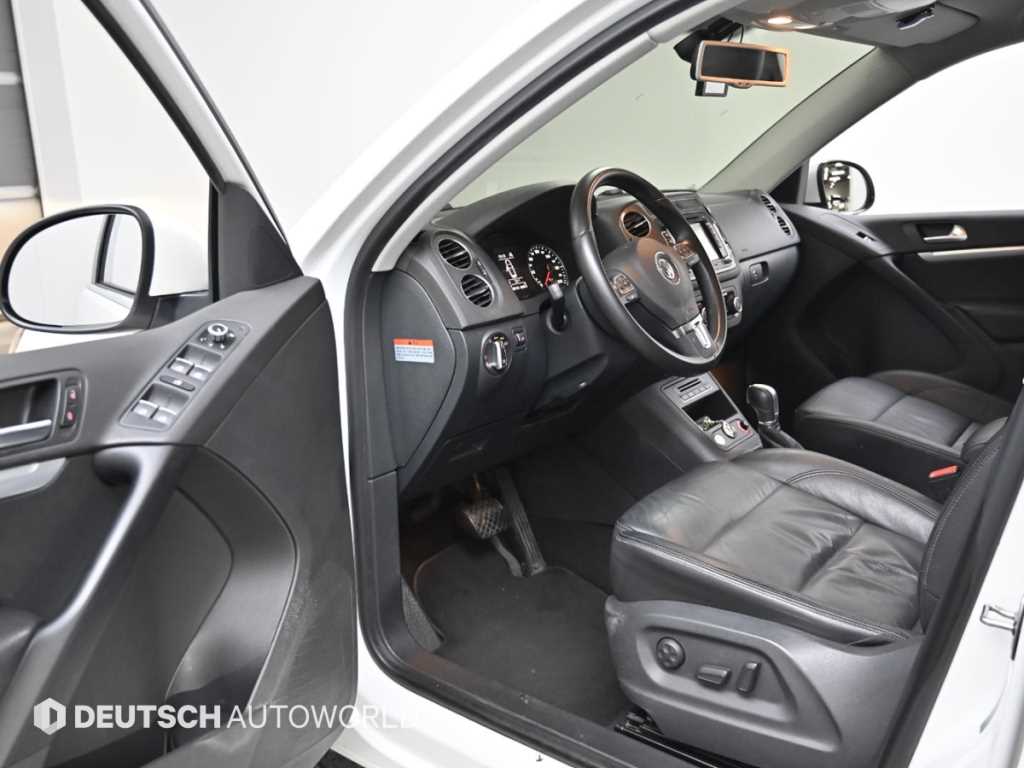 Volkswagen Tiguan - Vista 11