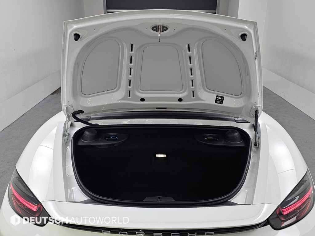 Porsche 718 2024 Blanco - Importación desde Corea - HF Imports Iquique - Foto 19