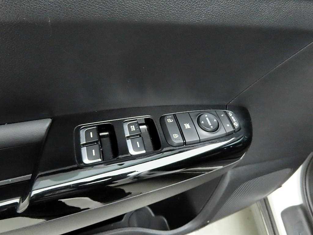 KIA Sportage - Vista 12