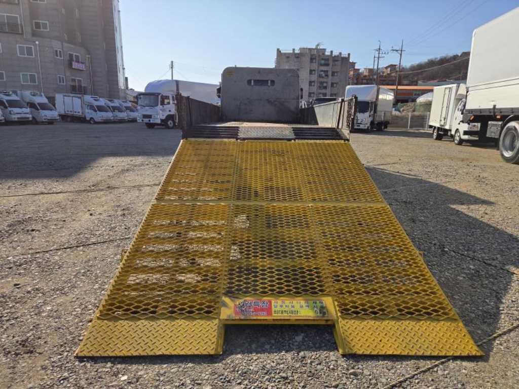 medium and large cargo Cargo - Vista 12