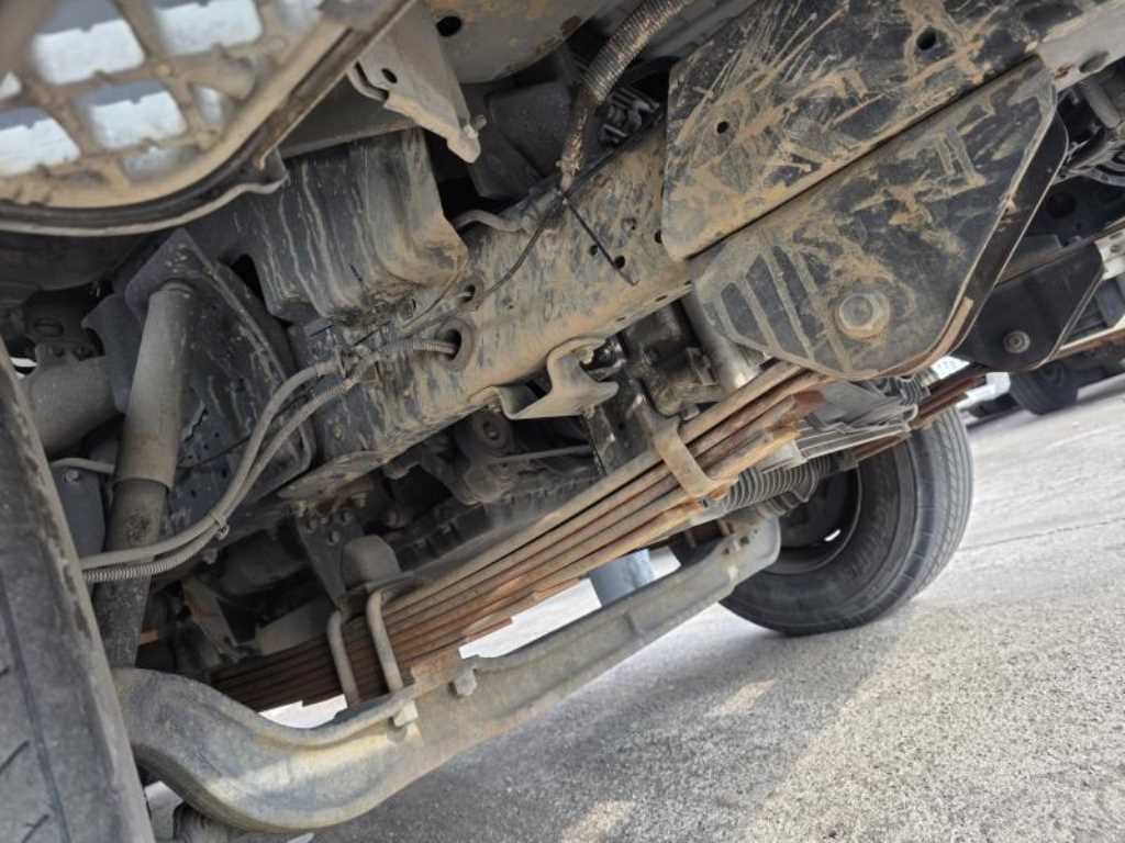 medium and large cargo truck 2012 Blanco - Importación desde Corea - HF Imports Iquique - Foto 14