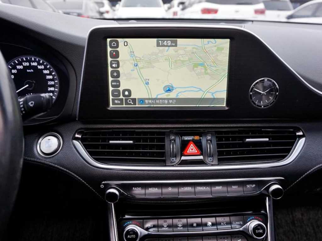 HYUNDAI Grandeur - Vista 10