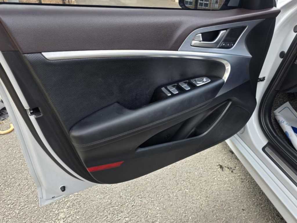 Genesis G70 2019 Blanco - Importación desde Corea - HF Imports Iquique - Foto 13