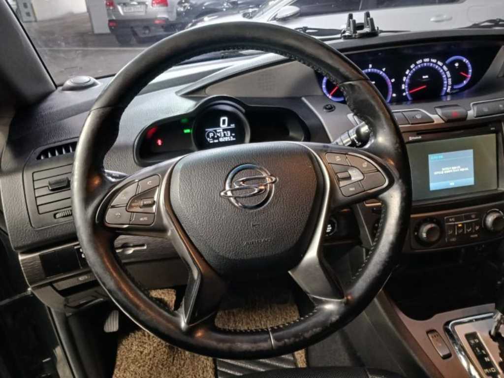 Ssangyong Korando - Vista 11