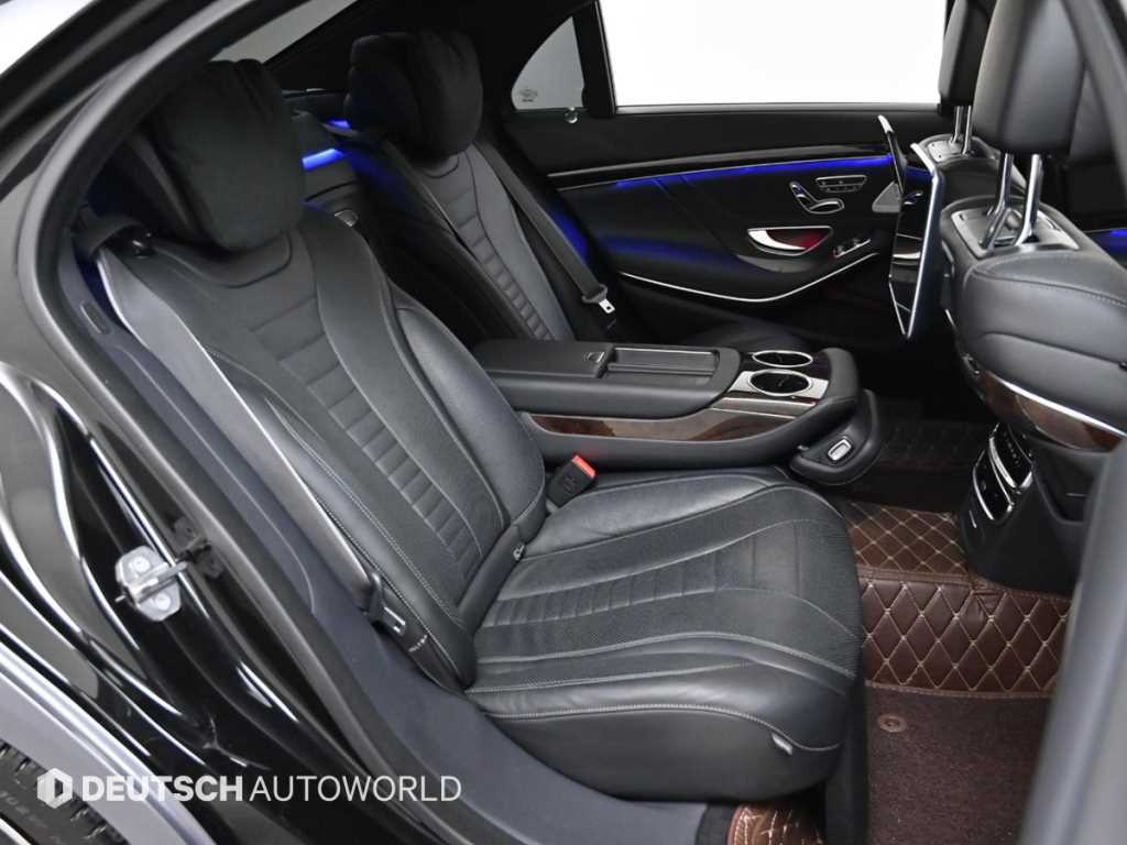 Mercedes Benz S Class - Vista 12