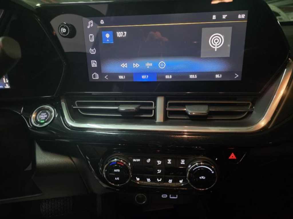 Chevrolet Trax - Vista 9