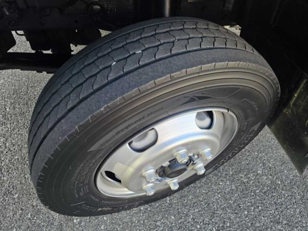 medium and large cargo Cargo 2015 Blanco - Importación desde Corea - HF Imports Iquique - Foto 15