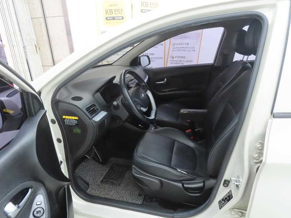 KIA Morning - Vista 5