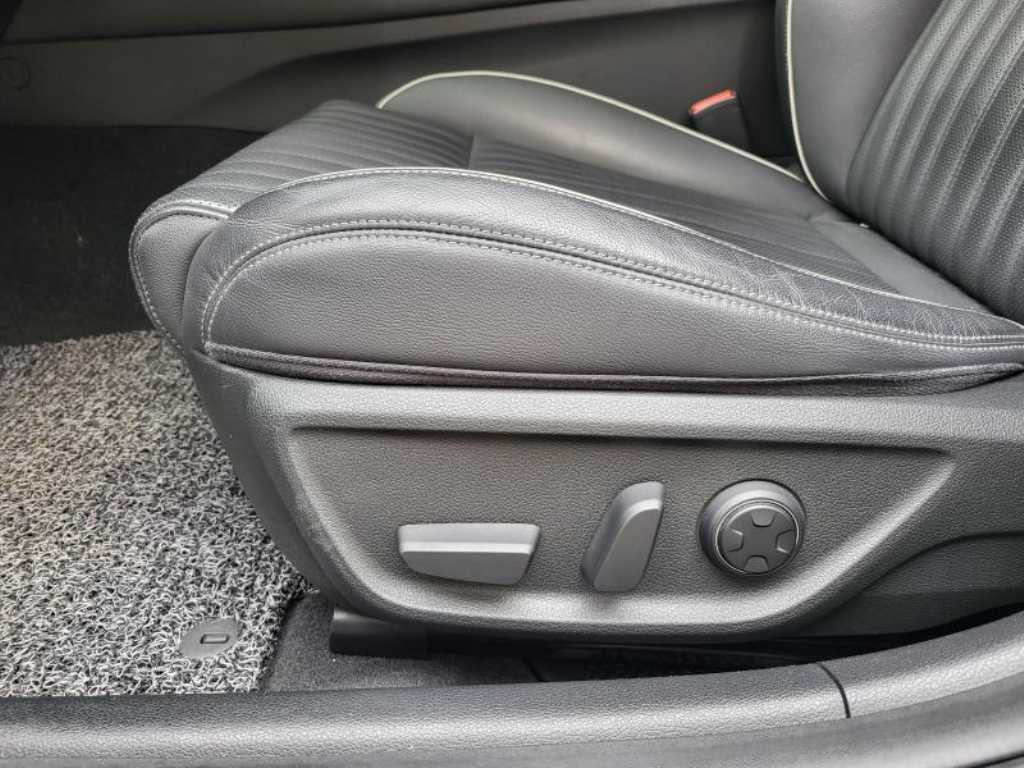 Genesis G70 2018 - Importación desde Corea - HF Imports Iquique - Foto 13