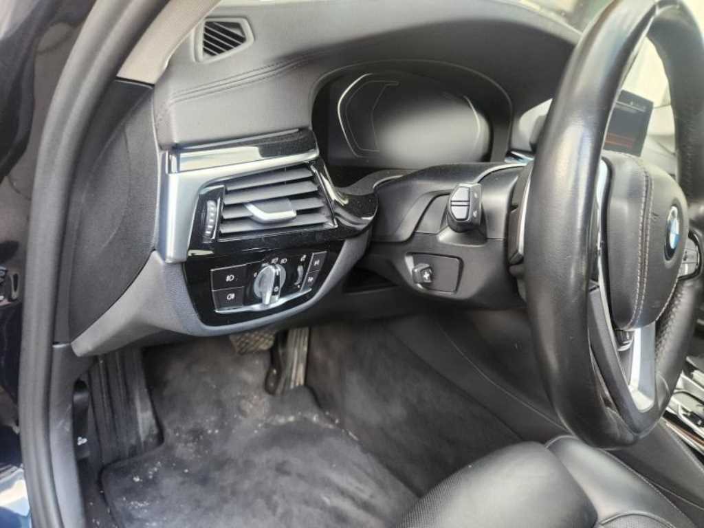 BMW 5 Series - Vista 7