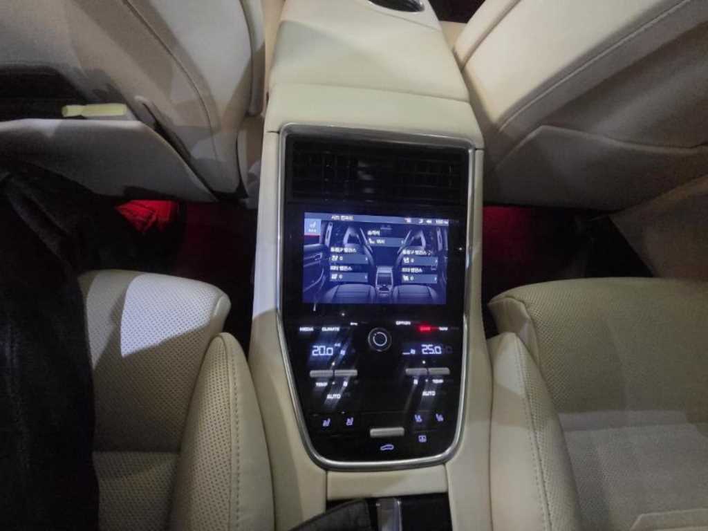 Porsche Panamera - Vista 10