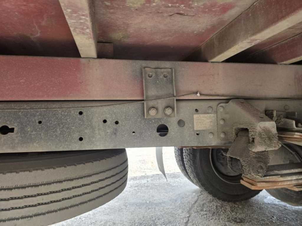 medium and large cargo truck - Vista 6