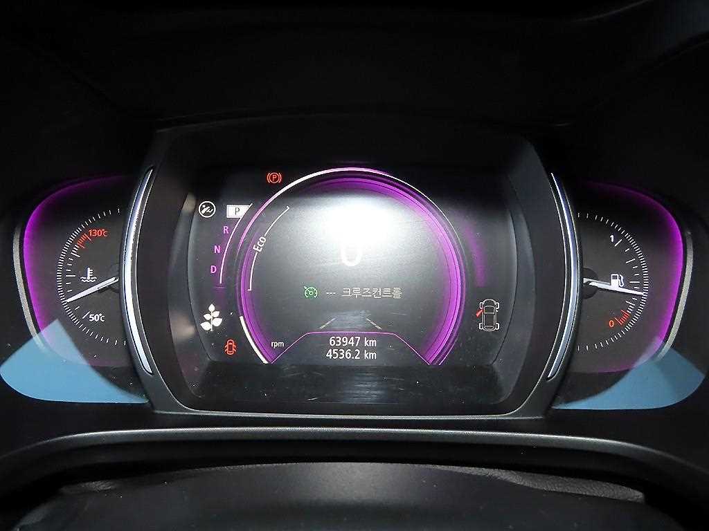 SAMSUNG QM6 - Vista 9