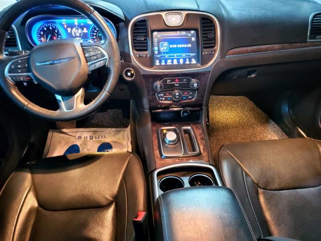 Chrysler 300C - Vista 10